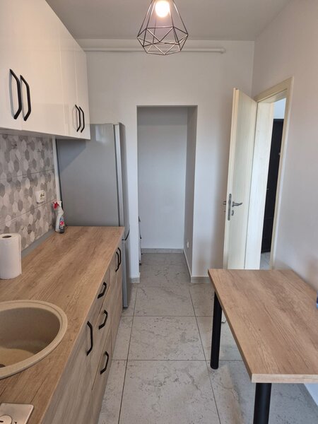 Rezervelor, langa Kaufland, garsoniera de vanzare, bloc 2021